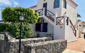 Juangy'S Apartments In Las Adelfas Golf Del Sur